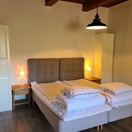 Byskolansvandrarhem Bronnestad Екстер'єр фото