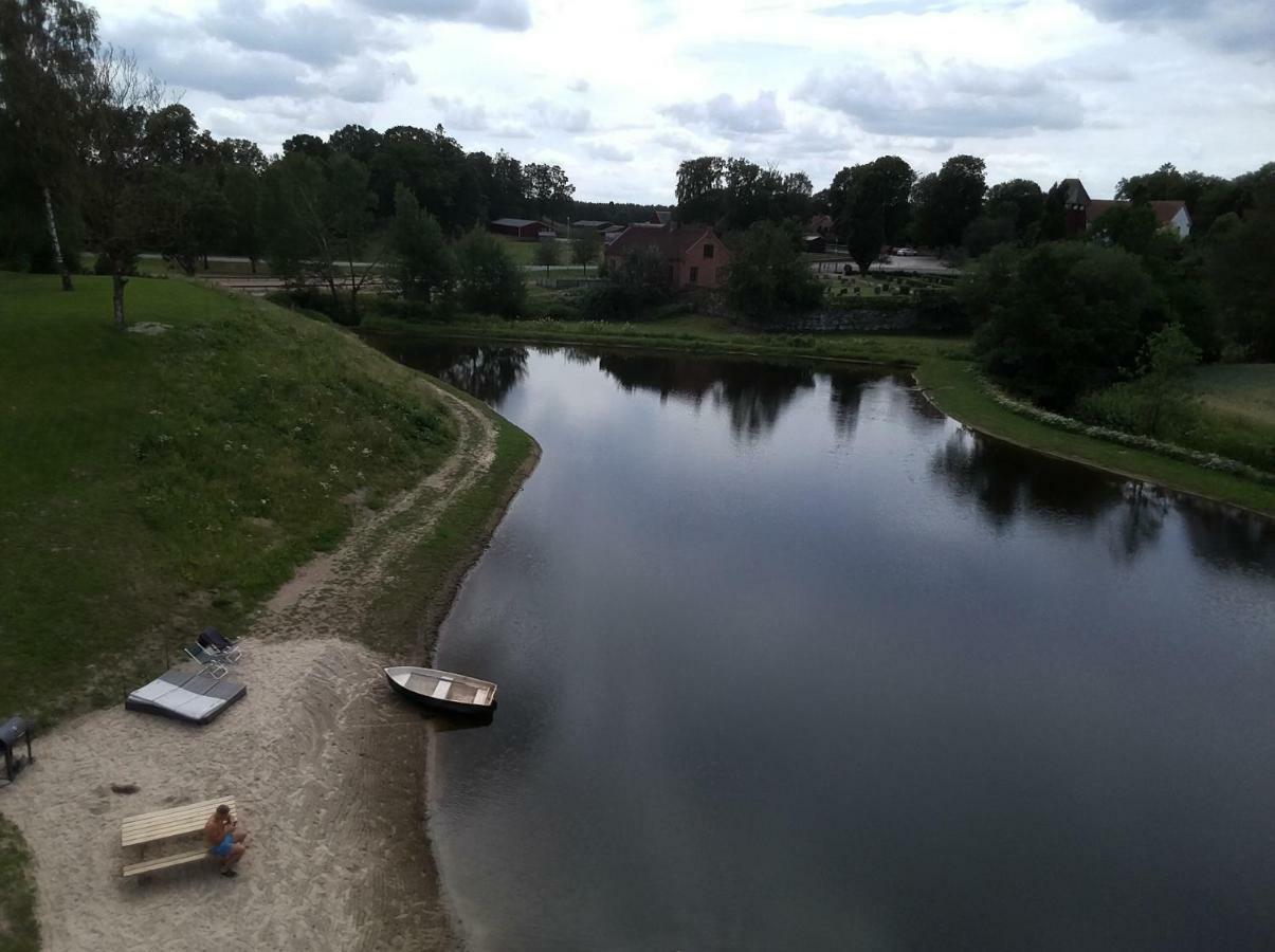 Byskolansvandrarhem Bronnestad Екстер'єр фото